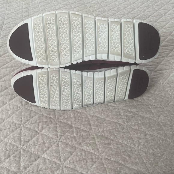 COLE HAAN ZeroGrand Burgundy Waterproof Suede Leather Zip Bootie Size 8.5 - Picture 13 of 13